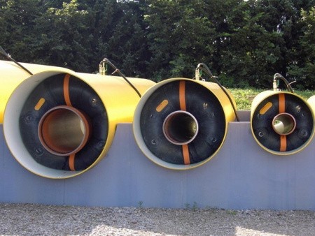 Пневматическое заглушающее перекрытие LAMPE тип 200-250, серия 2000 под обводную трубу 100 мм. Пневматическое заглушающее перекрытие LAMPE тип 200-250, серия 2000 под обводную трубу 100 мм.